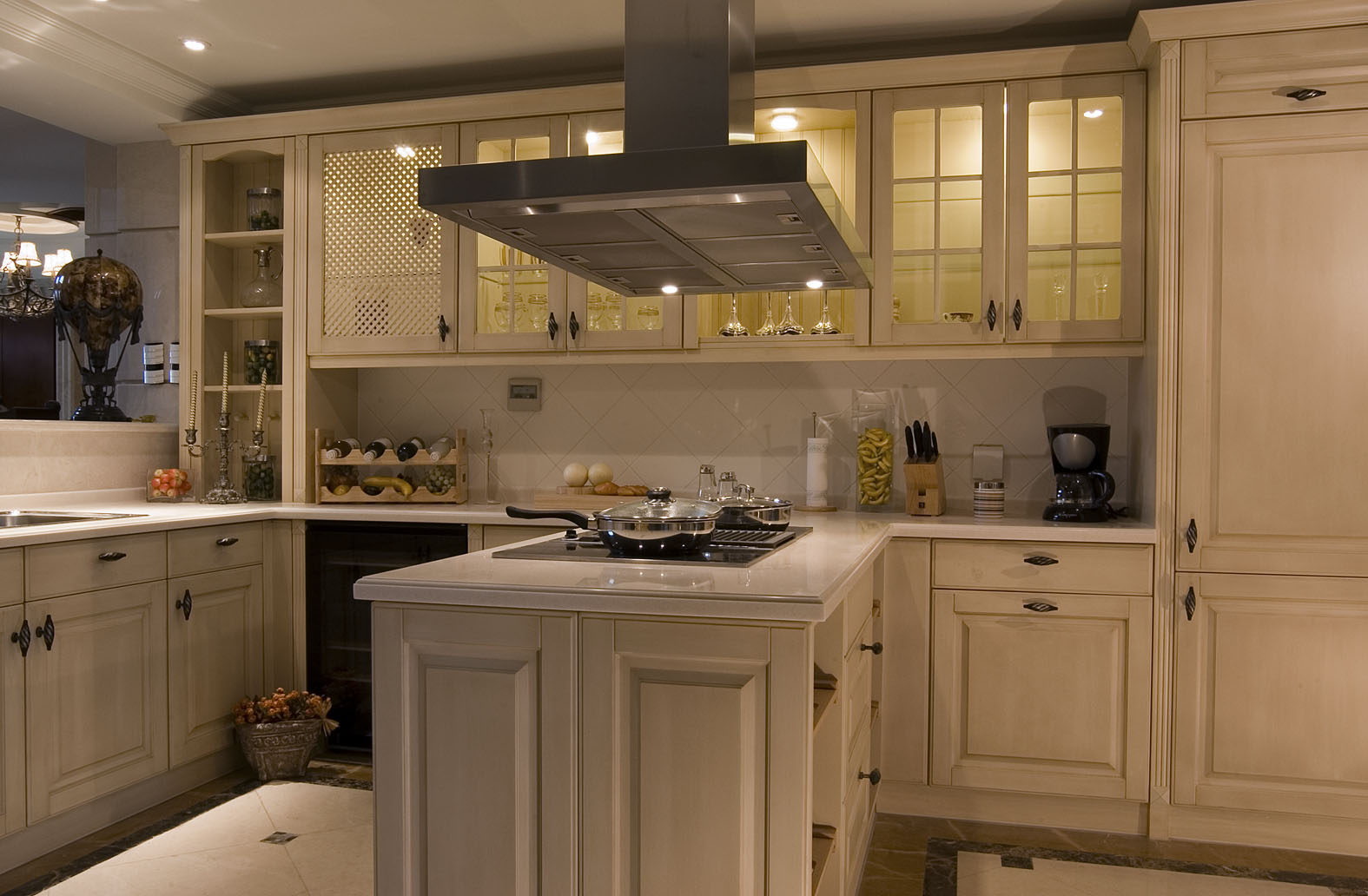 新古典风格大户型开放式厨房装修效果图
